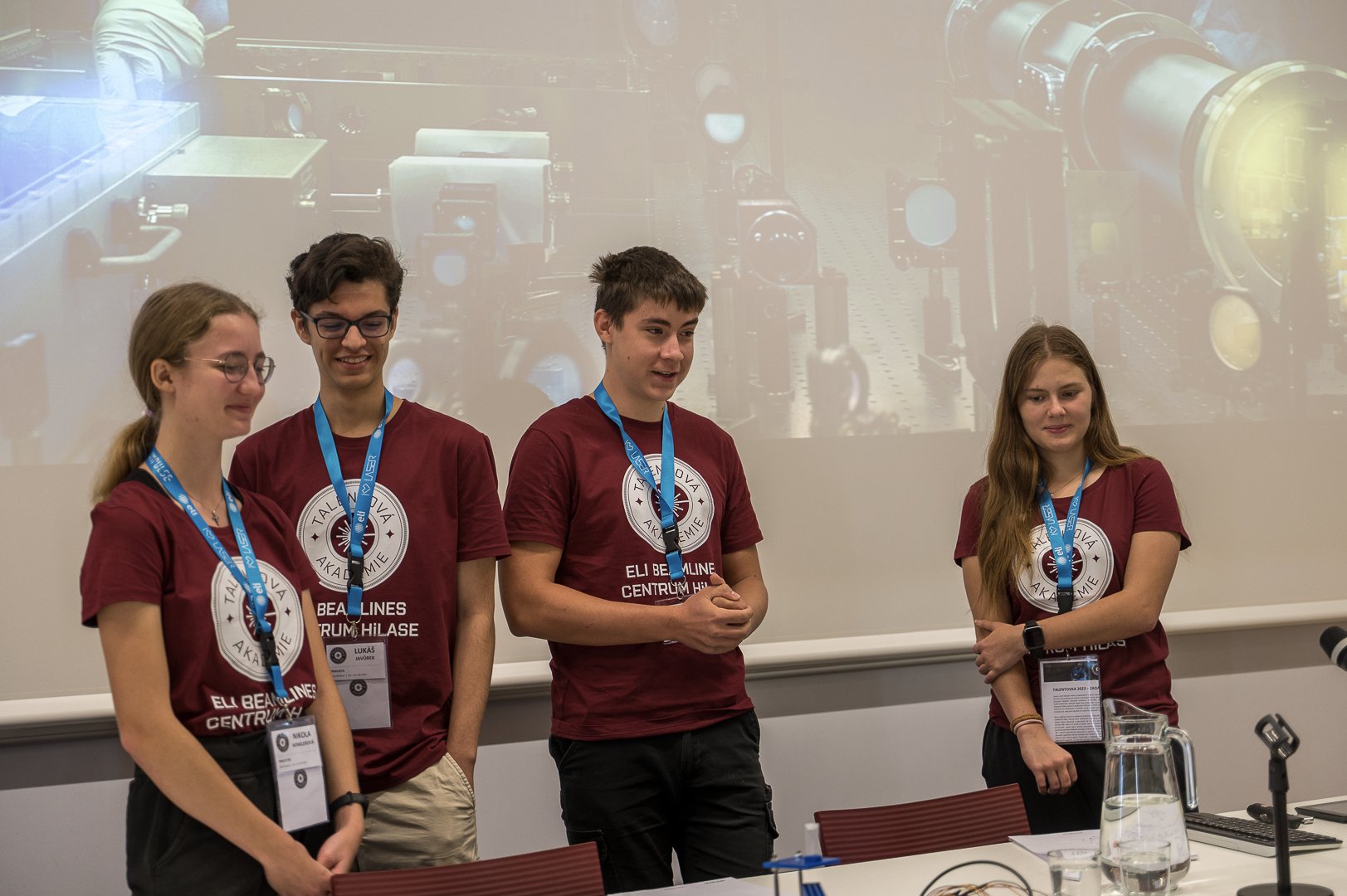 High school students took a close look at nebulae at the laser centres